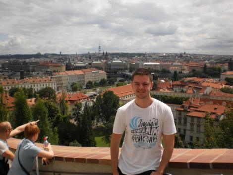 942517_10201145900470471_2093598023_n