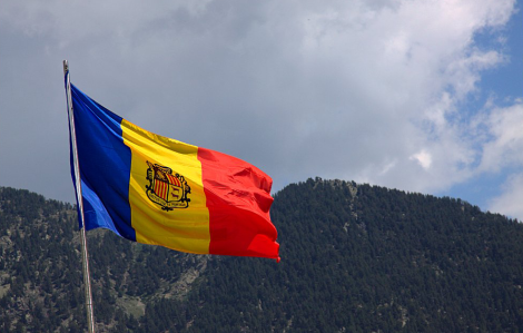 la-bandera-de-andorra