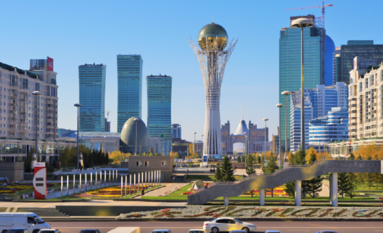 Nursultan, la puerta de entrada para viajar a Kazajistán viajar a kazajistán Viajar a Kazajistán: La desconocida riqueza cultural de Asia Central central downtown astana 2 01