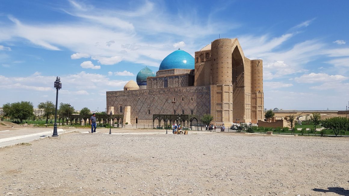 [object object] Turkestán, una ciudad llena de historia. Qué ver y qué hacer 20220809 120305 scaled